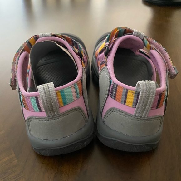 Keen Venice H2 Girls Youth Sandals- Like New, Size 1 - Picture 6 of 6